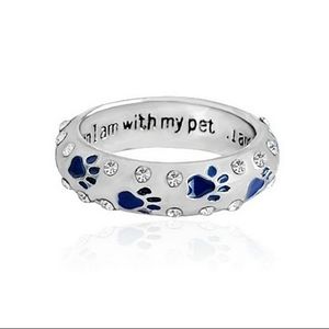 Paw print ring